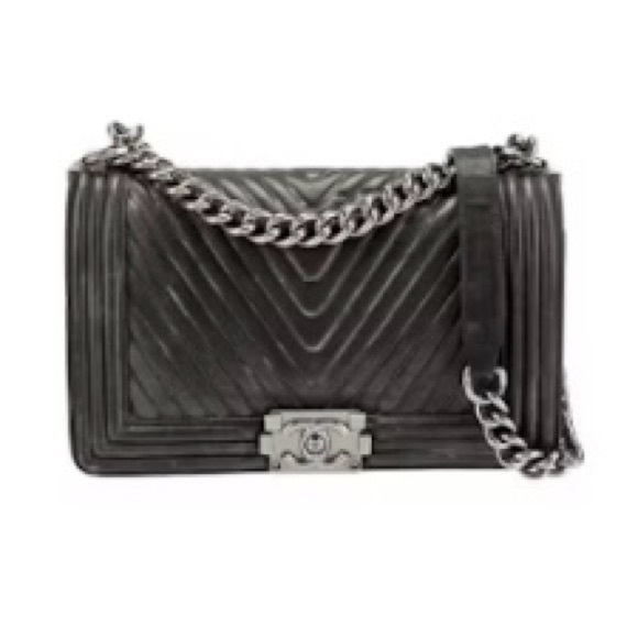 Chanel Purse - Picture 1 of 4